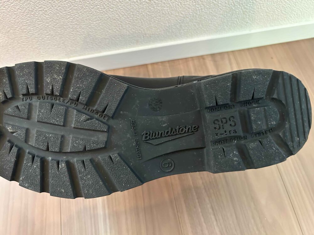 ブランドストーン 偽物 本物 見分け方 アウトソール
