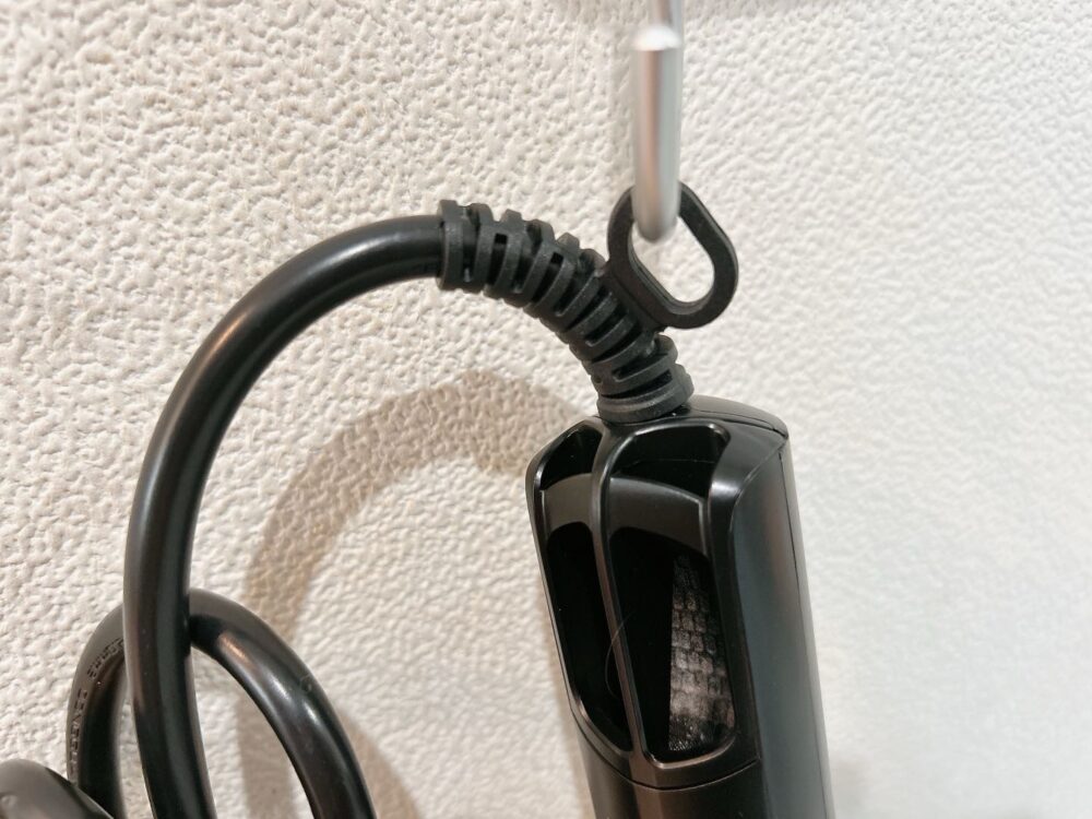 NIPLUXのHairDryer　口コミ　レビュー　デメリット　注意点　ホルダー