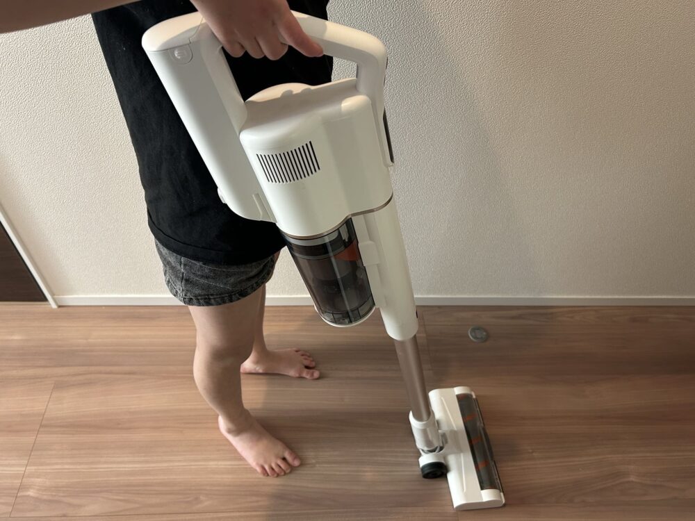 UWANT　V500　コードレス掃除機　レビュー　口コミ　ブログ　デメリット②　重さ　重量