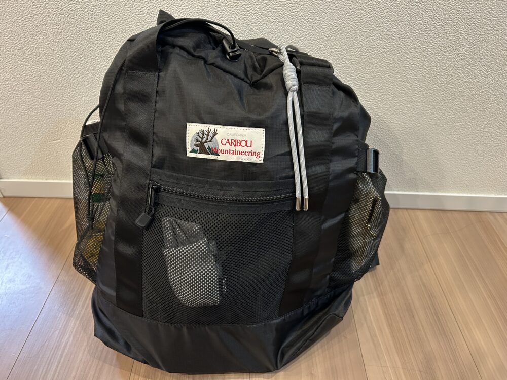 カリブーマウンテニアリング（CARIBOU MOUNTAINEERING）のナイロンリュック（バックパック）口コミ　レビュー　ブログ　サイズ感　容量