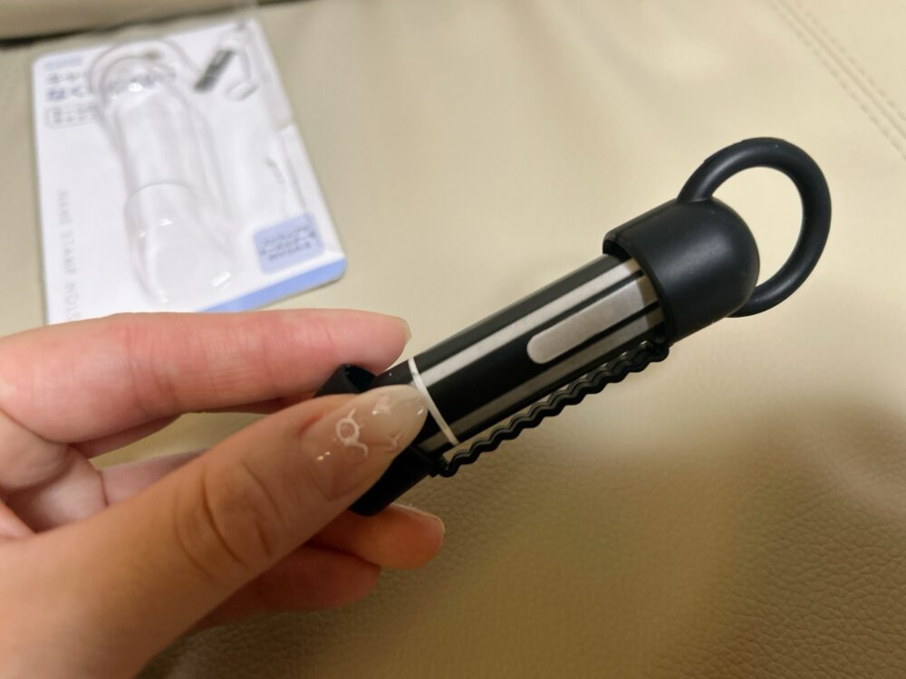 ネーム印キャップ　100近　　使いやすい外れない　蓋の紛失防止　首からぶら下げられる　口コミ　レビュー　評判　メリット　ブログ